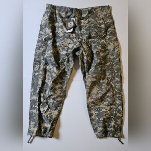 US Military ECWCS Gen III Level 6 Extreme Cold/Wet Weather Pants Large Regular